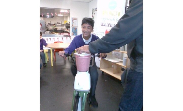 Image of Year 6 Smoothies
